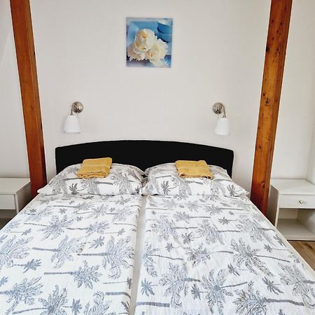 بالاتونفوريد Balaton Apartman Fuered المظهر الخارجي الصورة