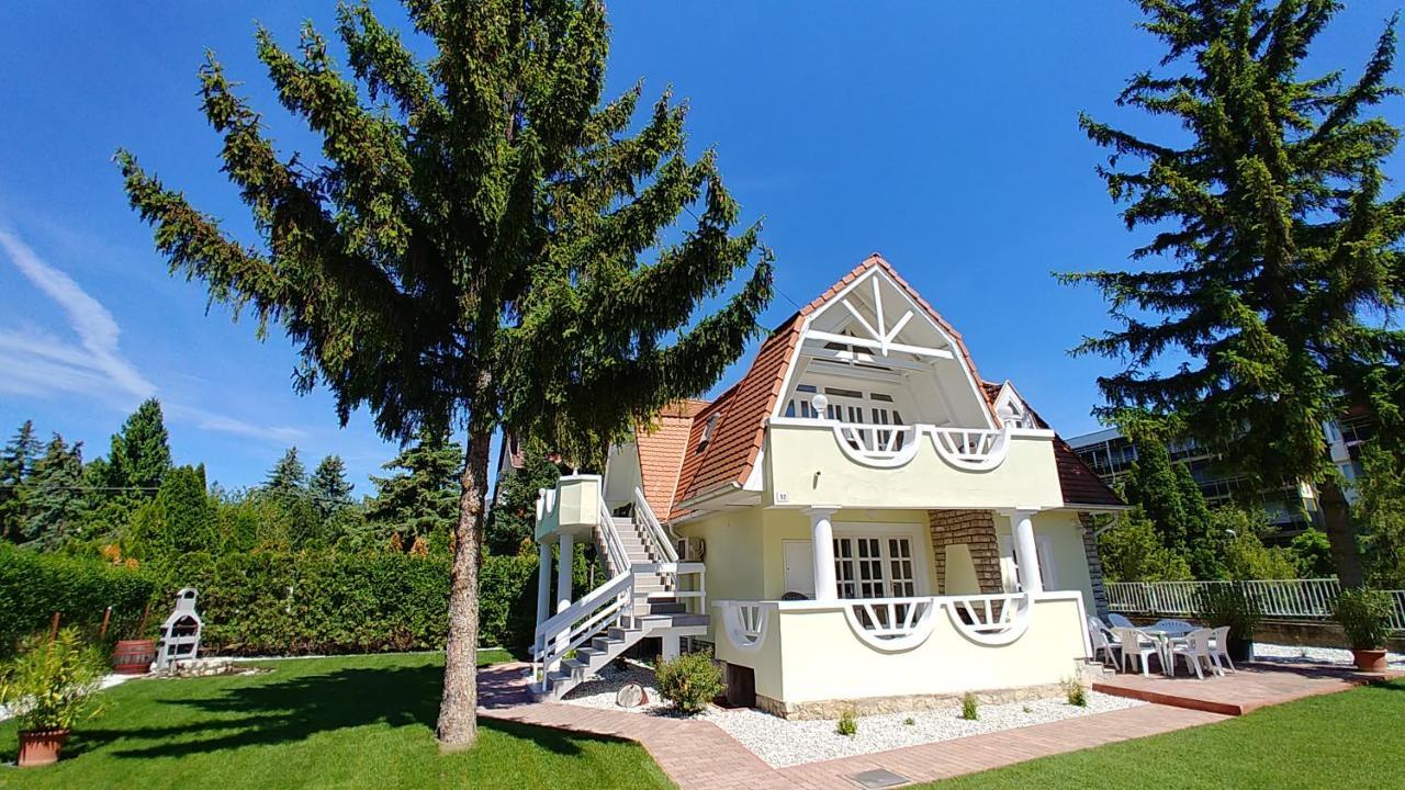 بالاتونفوريد Balaton Apartman Fuered المظهر الخارجي الصورة