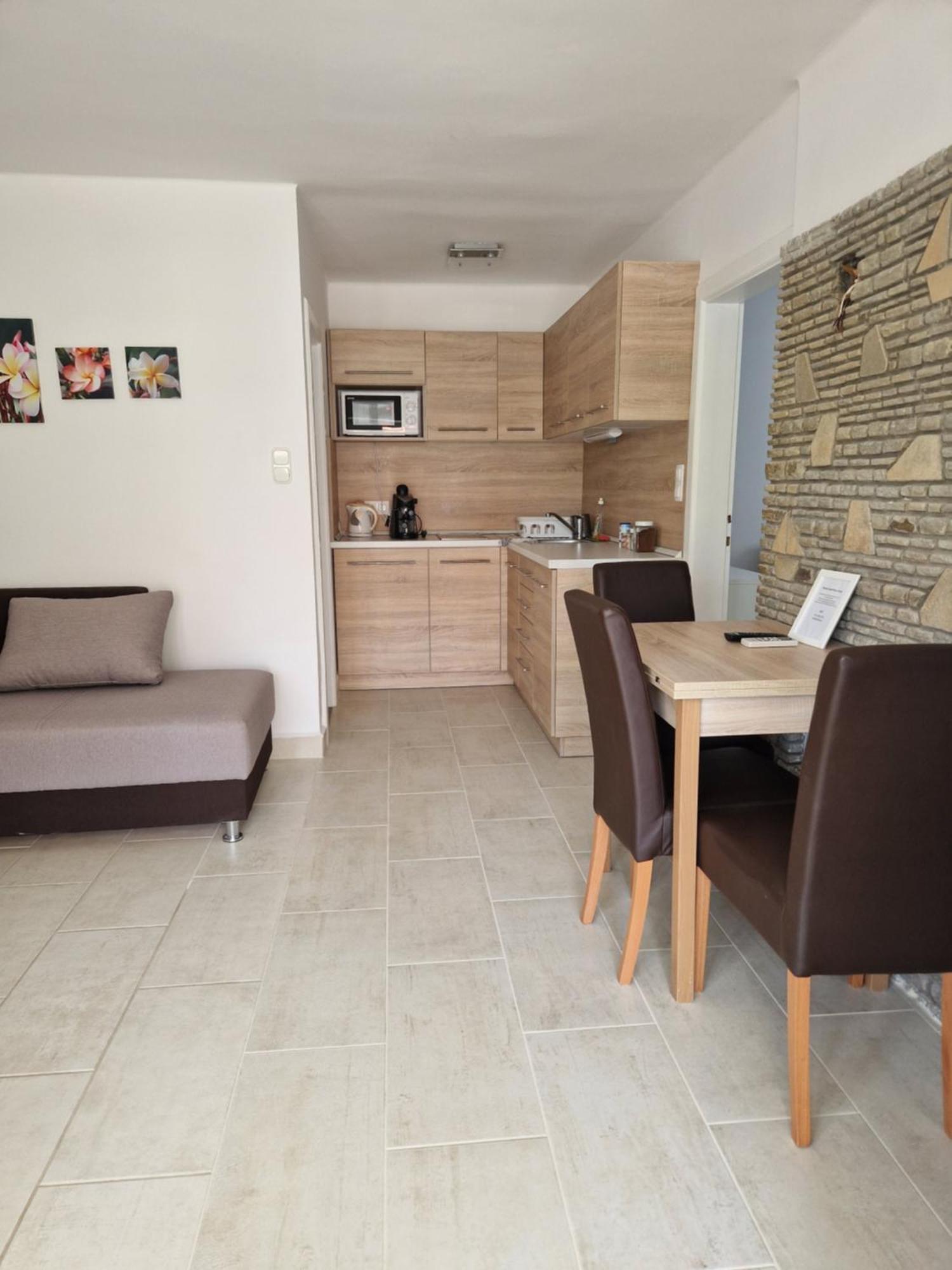 بالاتونفوريد Balaton Apartman Fuered المظهر الخارجي الصورة