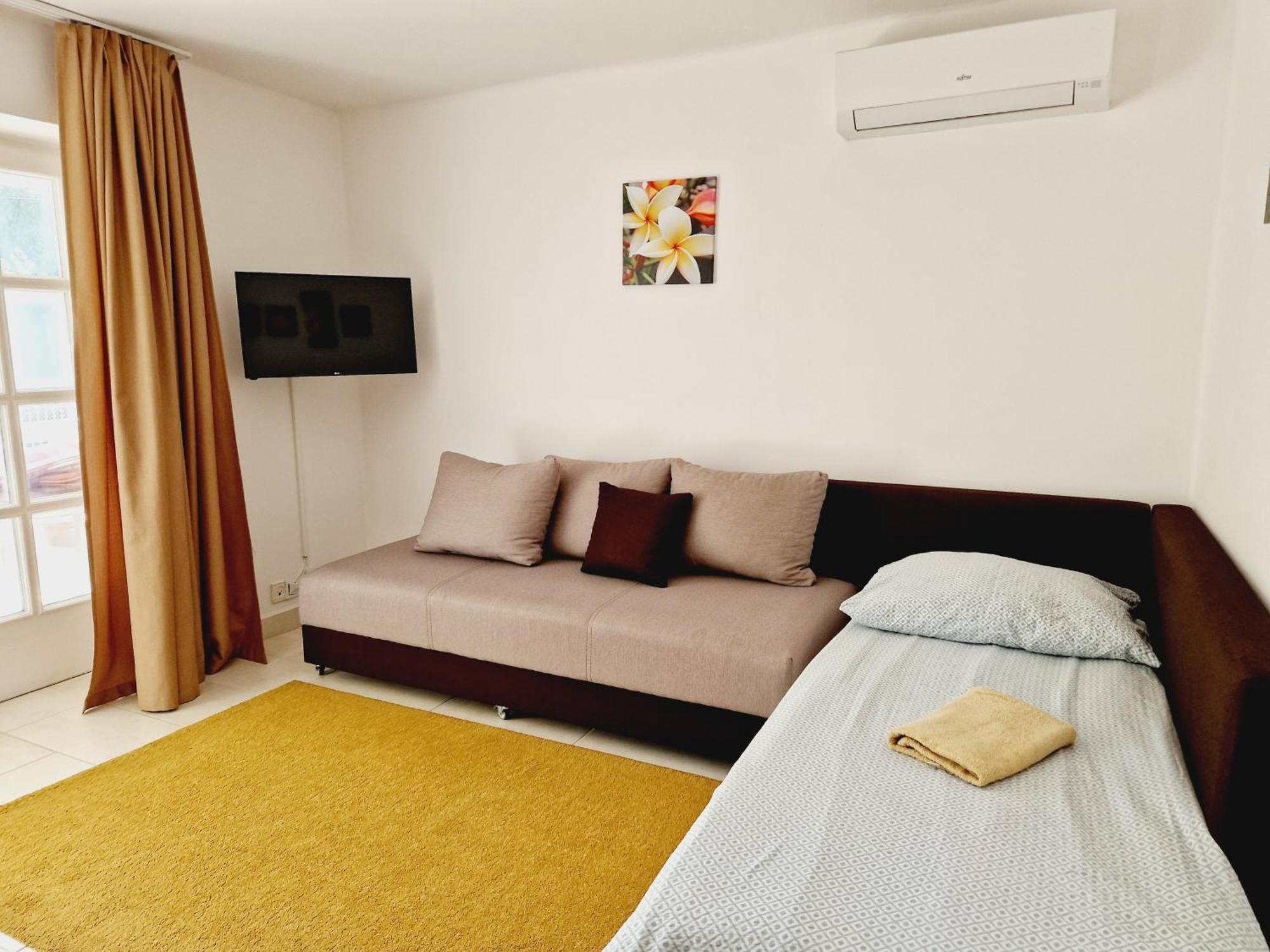 بالاتونفوريد Balaton Apartman Fuered المظهر الخارجي الصورة